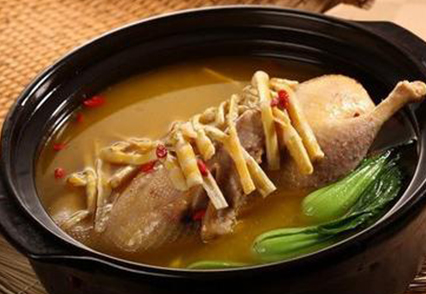 蟲(chóng)草藥膳鴨